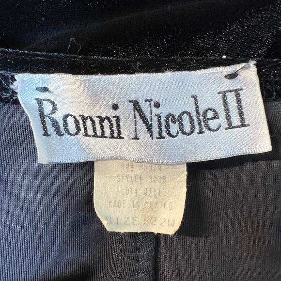 VTG Black Velvet Maxi Dress Plus Sz 22W Slinky Stretch Whimsigoth Holiday - Picture 5 of 13